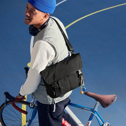 Cinch Messenger - US 5093