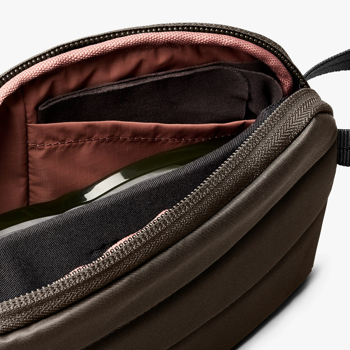 Laneway Sunglasses Pocket - US 1429
