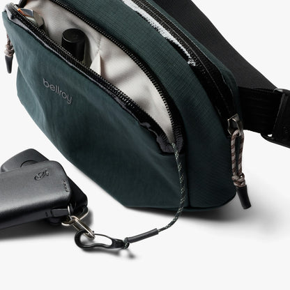 Venture Hip Pack - US 7342