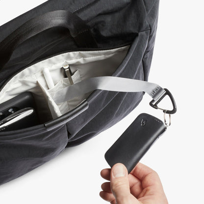 Tokyo Messenger Bag 14" - US 4747