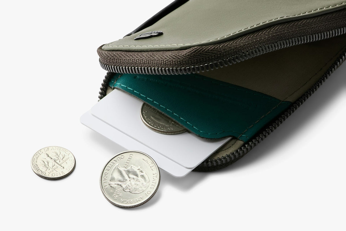 Card Pocket - US 7714