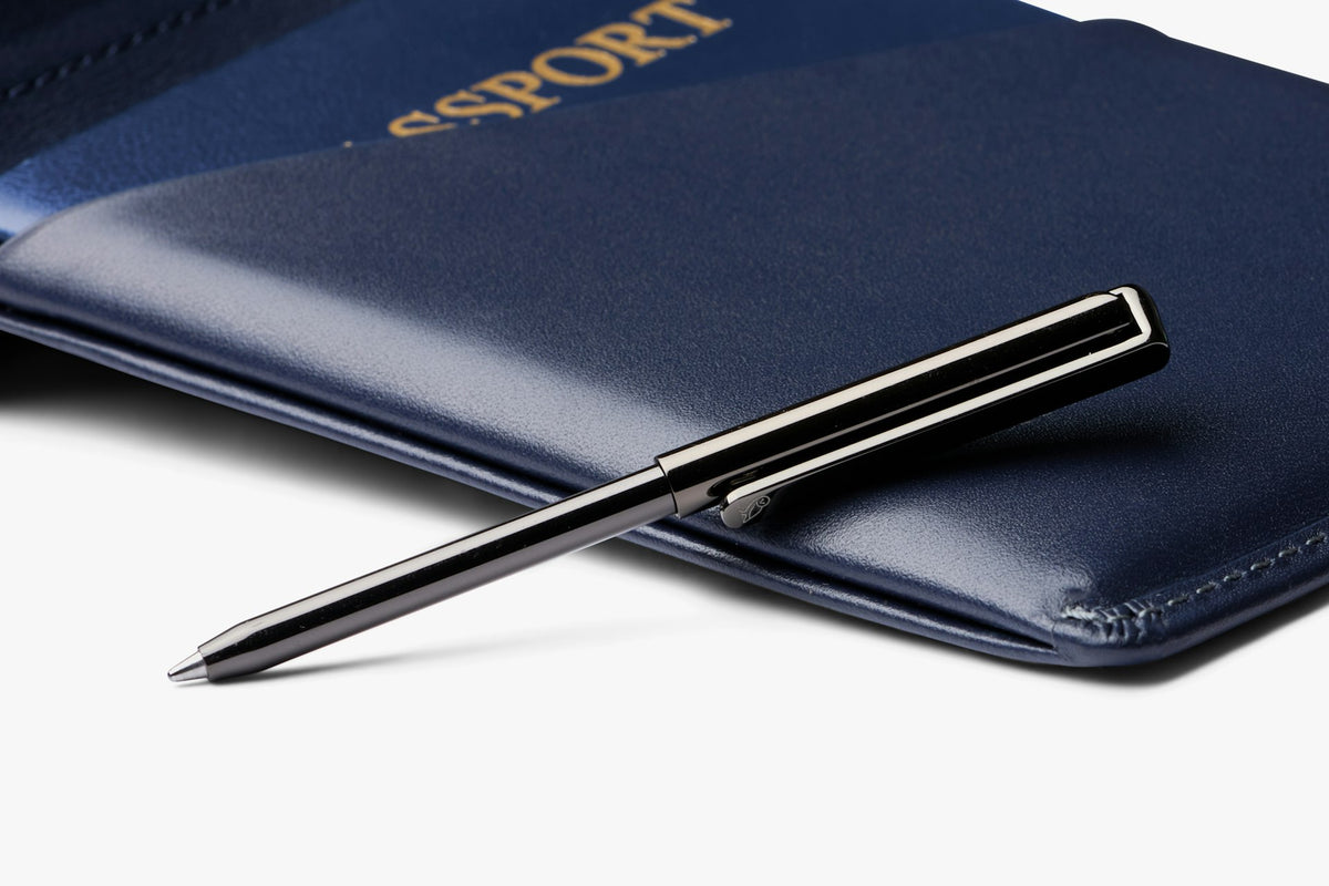 Travel Wallet - US 9284