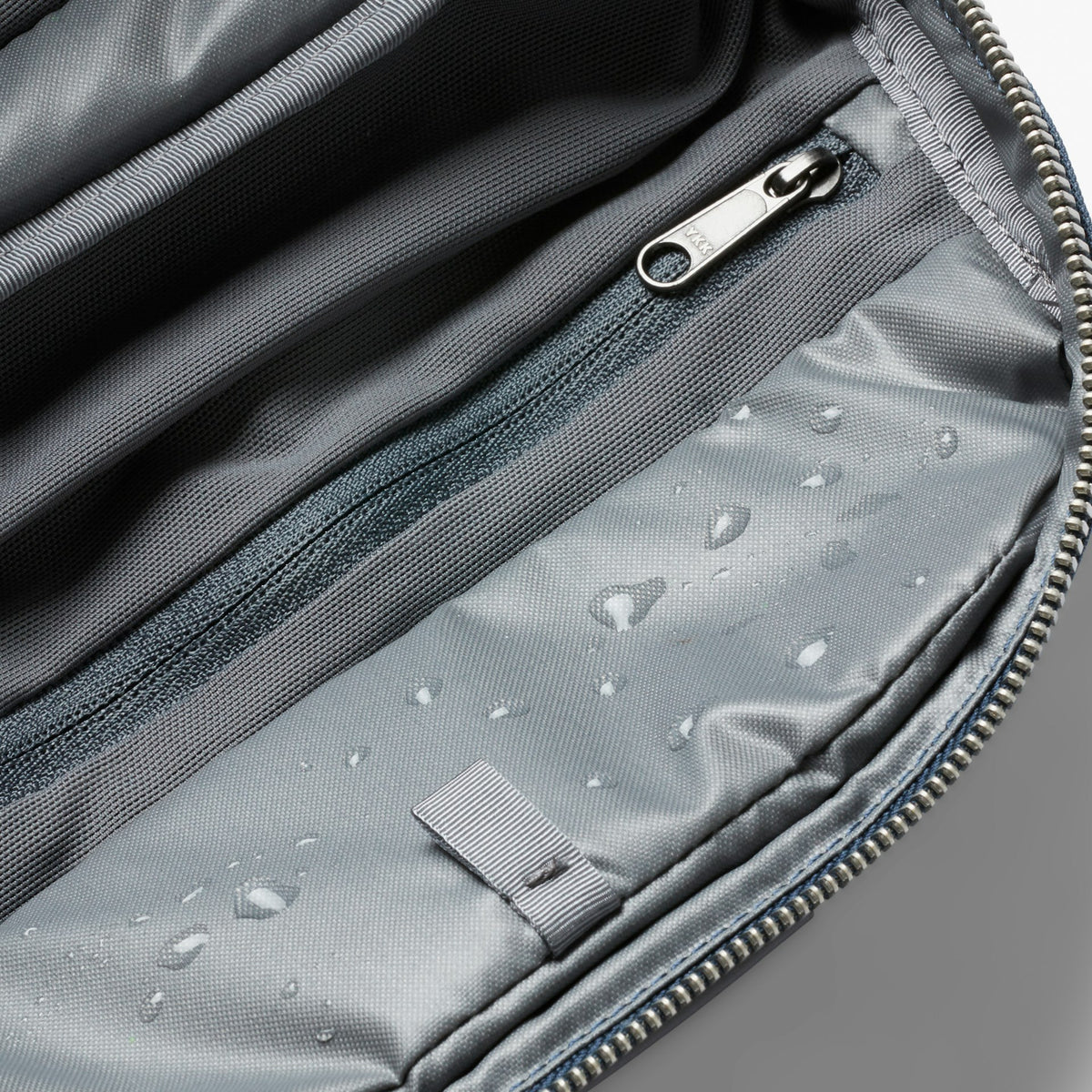 Toiletry Kit Plus - US 2948