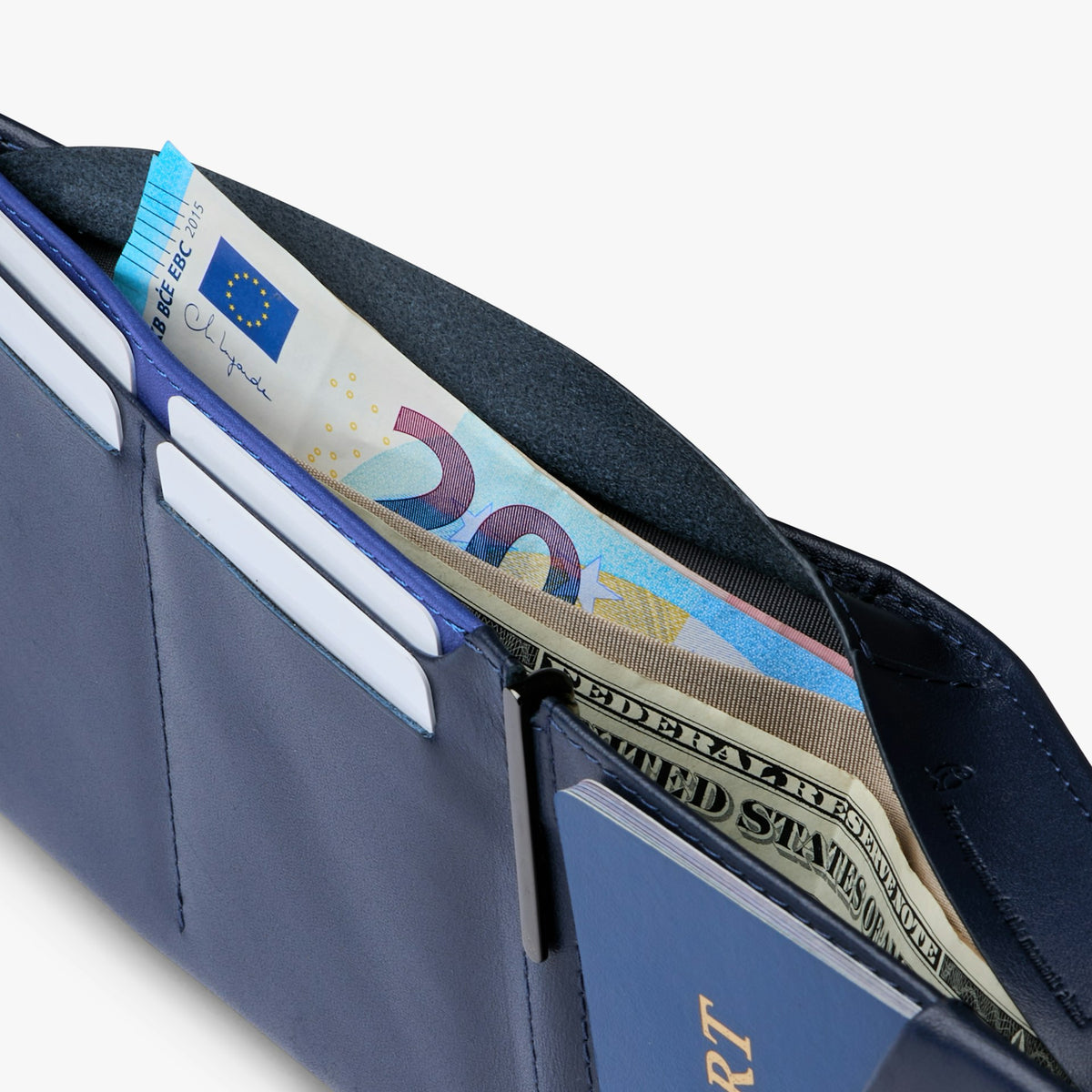 Travel Wallet - US 9284