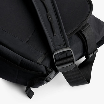 Venture Messenger 14” - US 9652