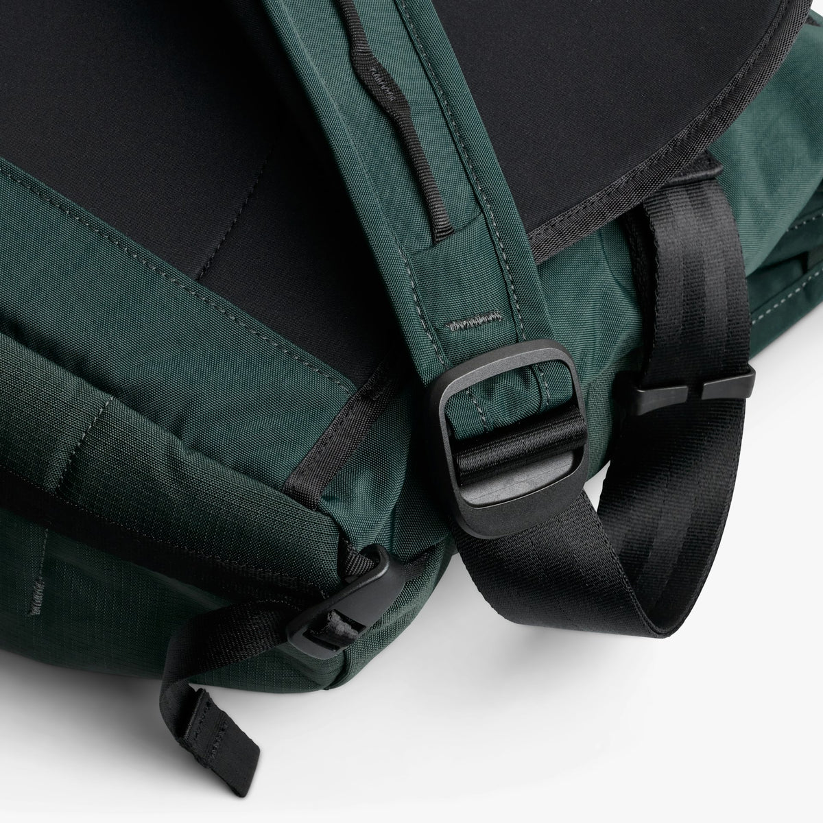 Venture Messenger 16” - US 4613