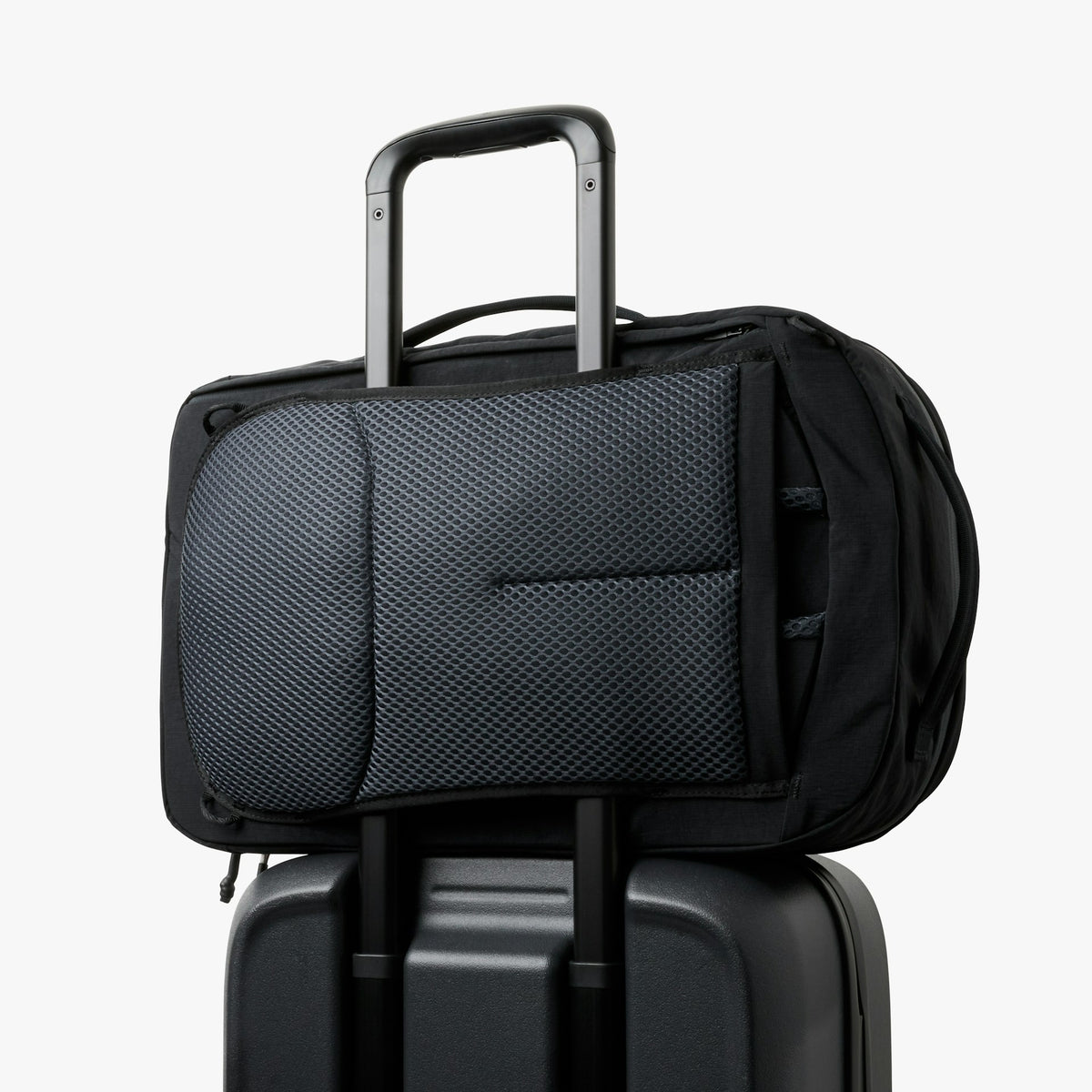 Lite Travel Pack 30L - US 1000
